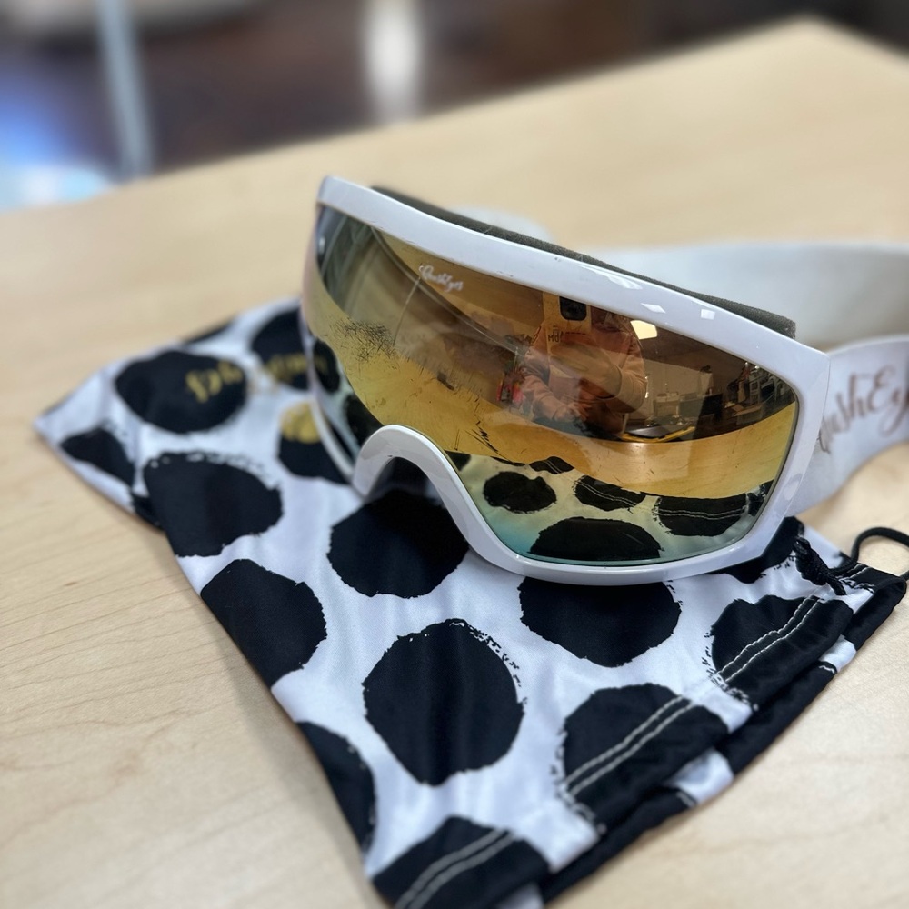 Crush Eyes Women’s Eve Snow Goggles with Gold Mirror Le